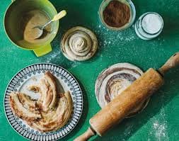 Armenian tahini rolls