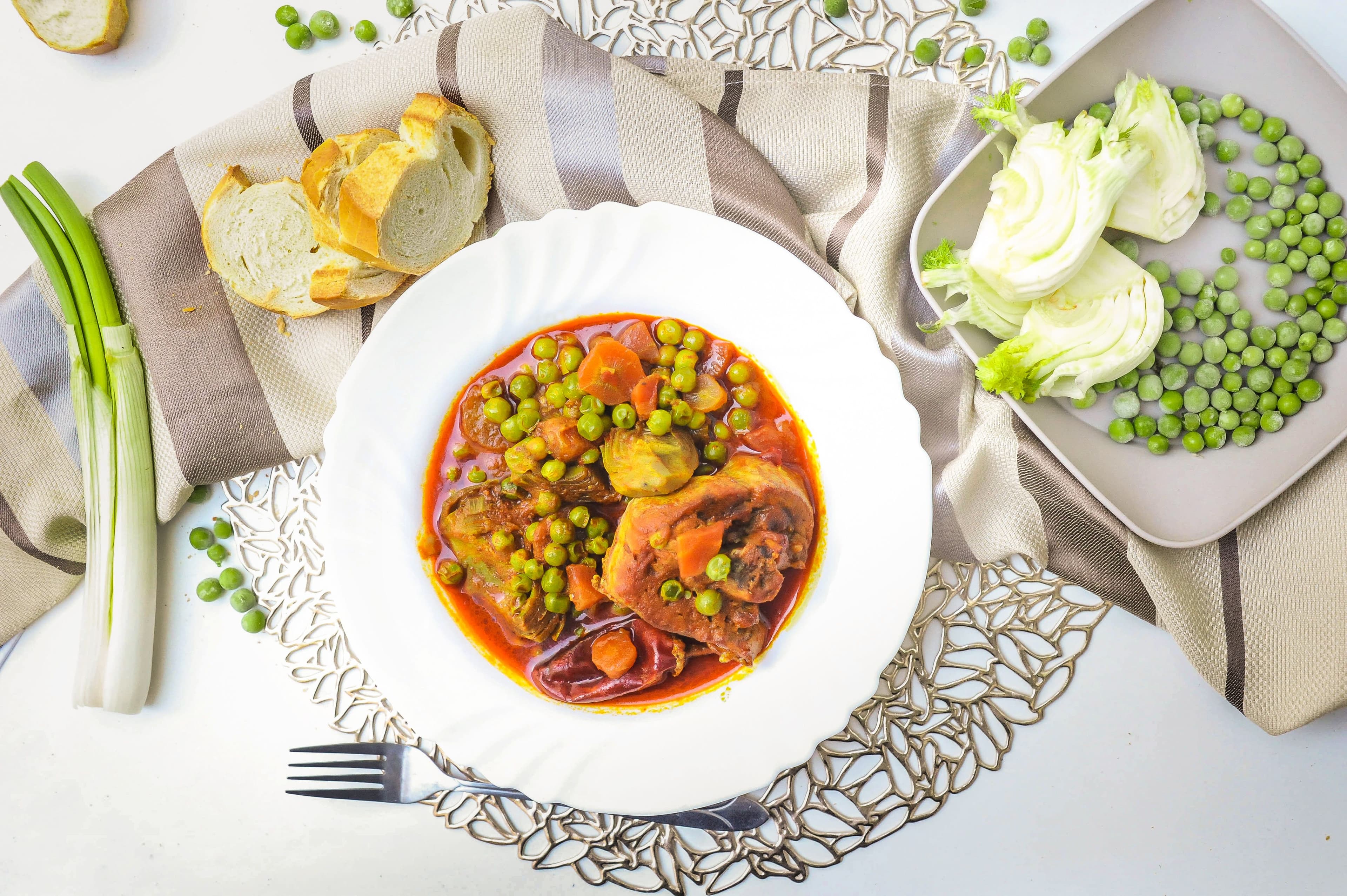 Bazella (Pea and Carrot Stew)