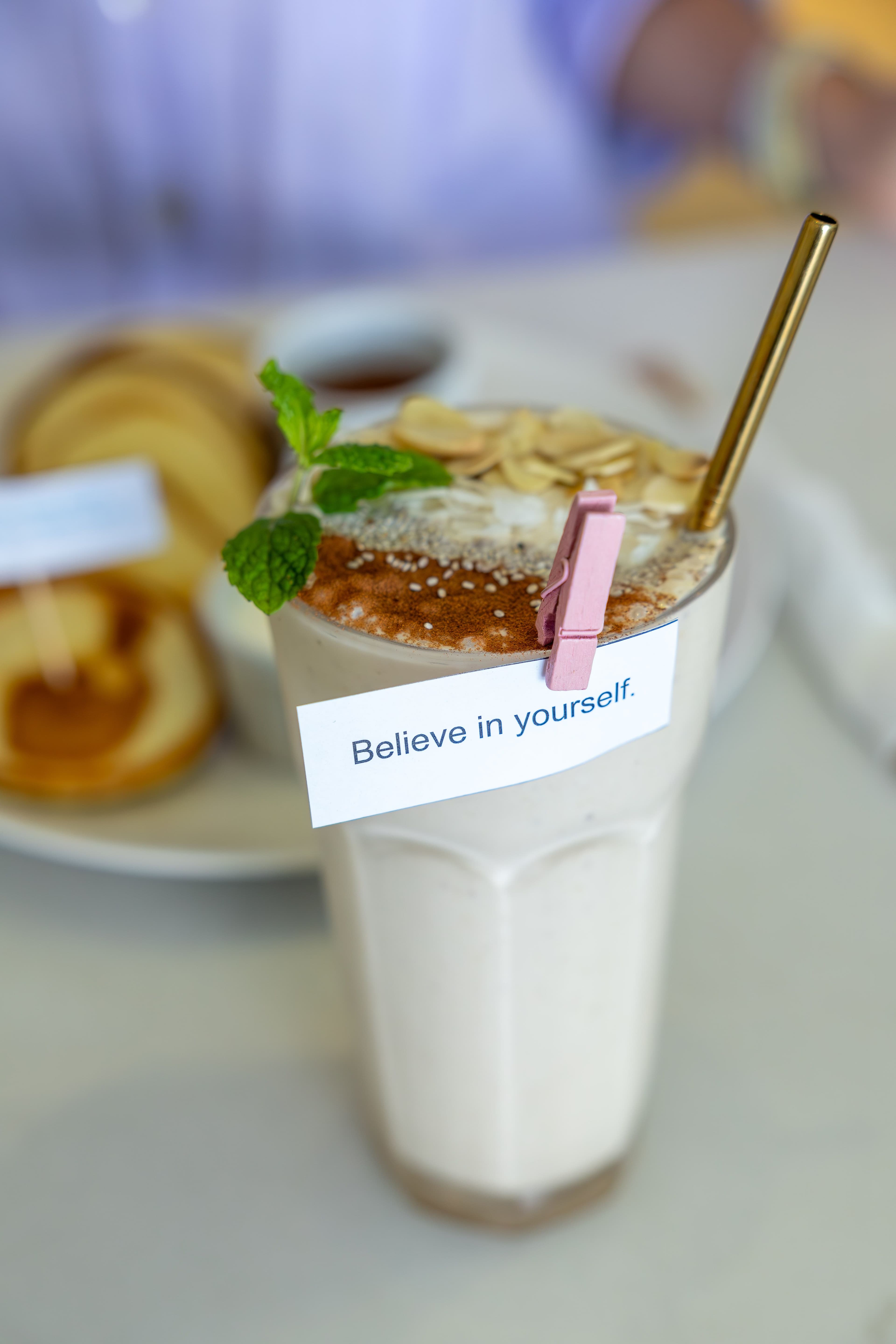 Cinnamon Roll Smoothie