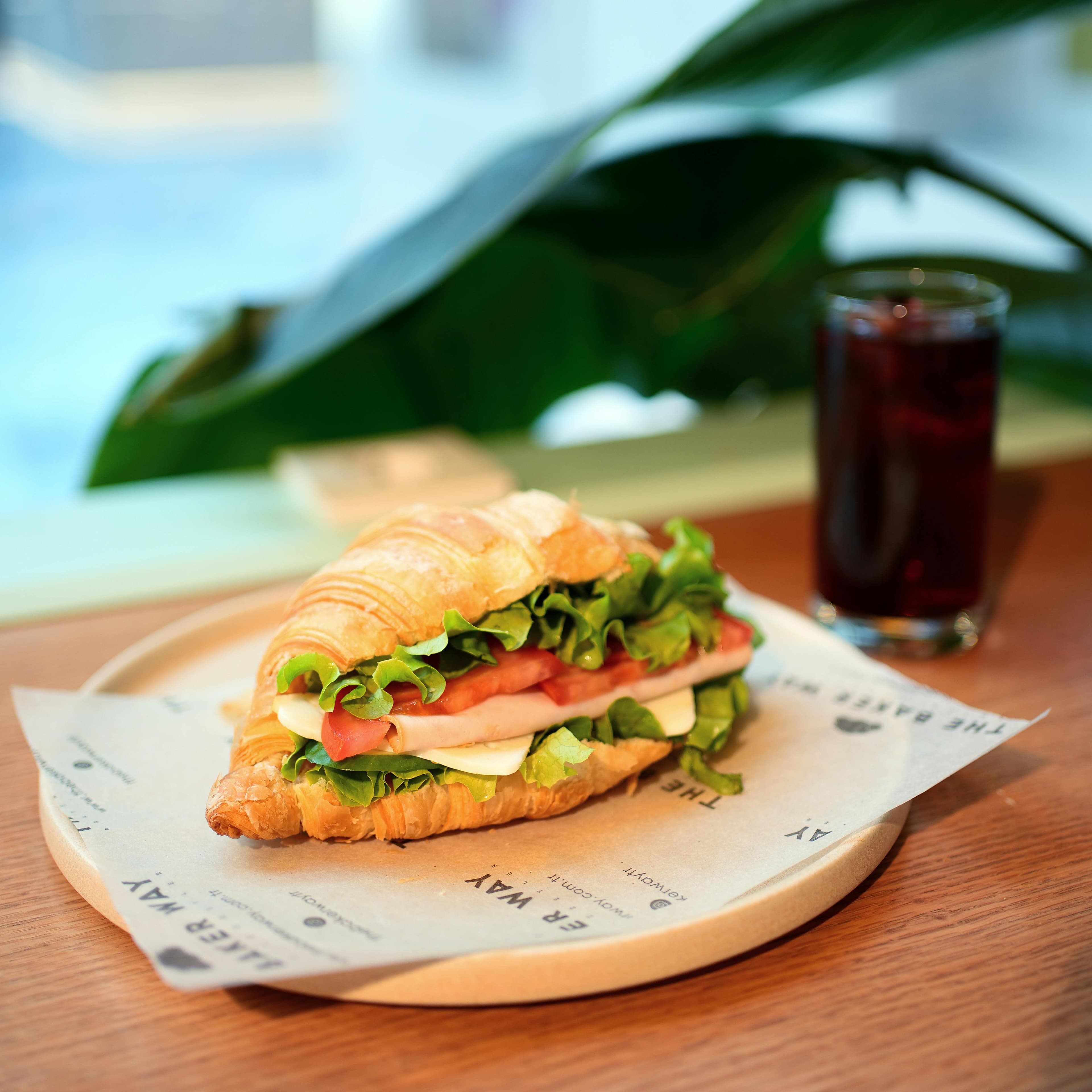 Croissant Mozzarella Tomate