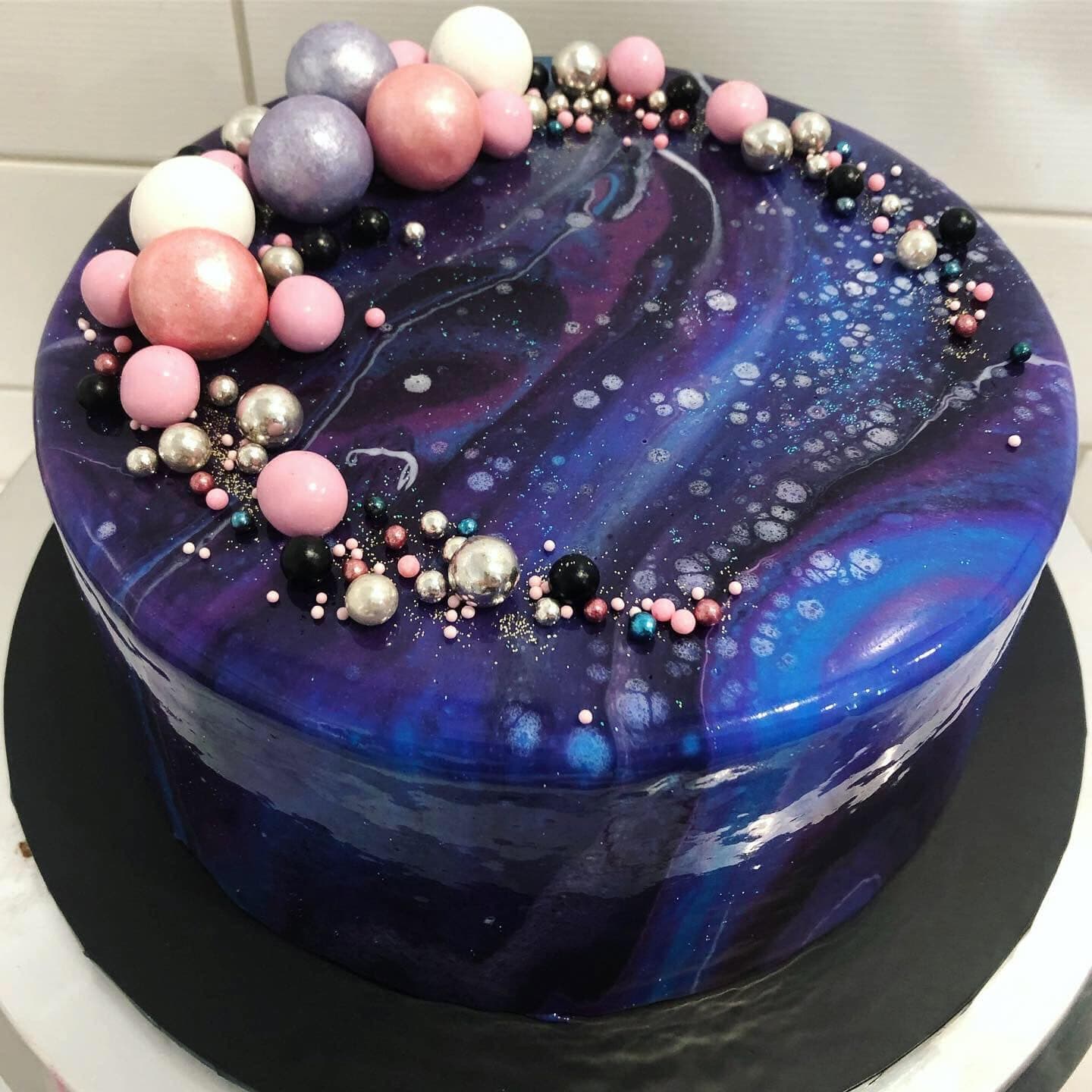 Galaxy Mirror Glaze Cake