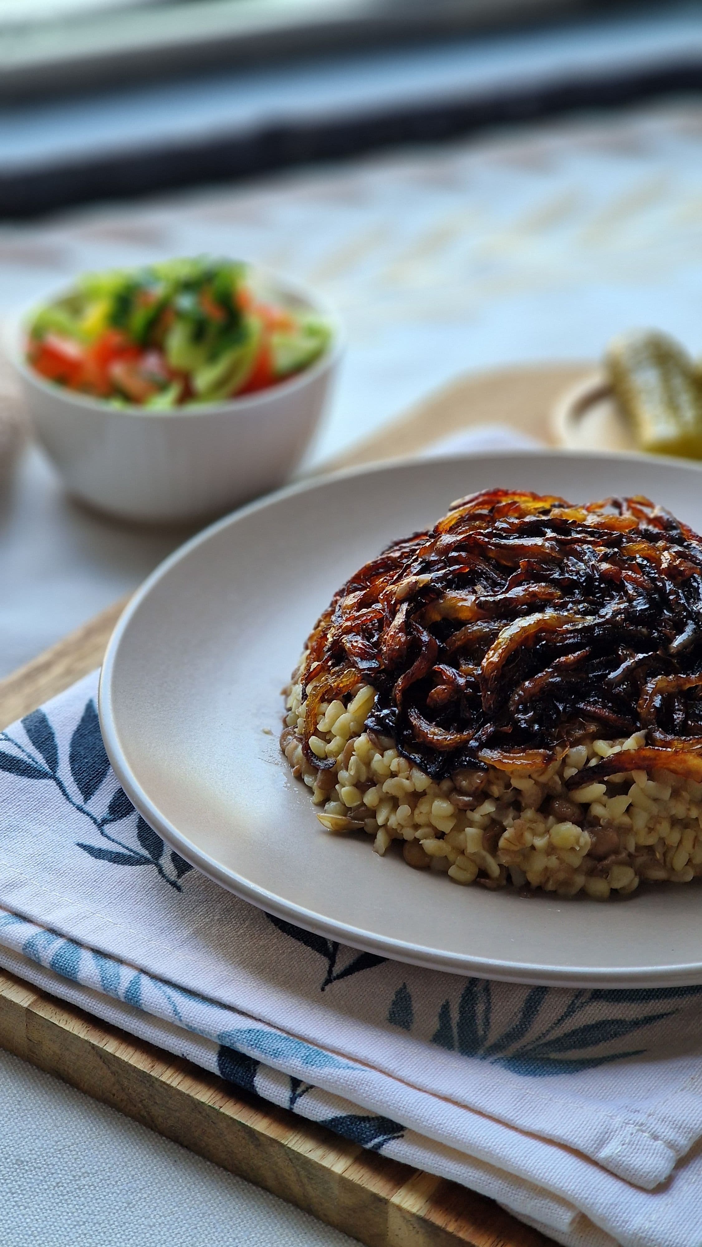 Lentil Rice Bowl (Mujaddara Bowl)