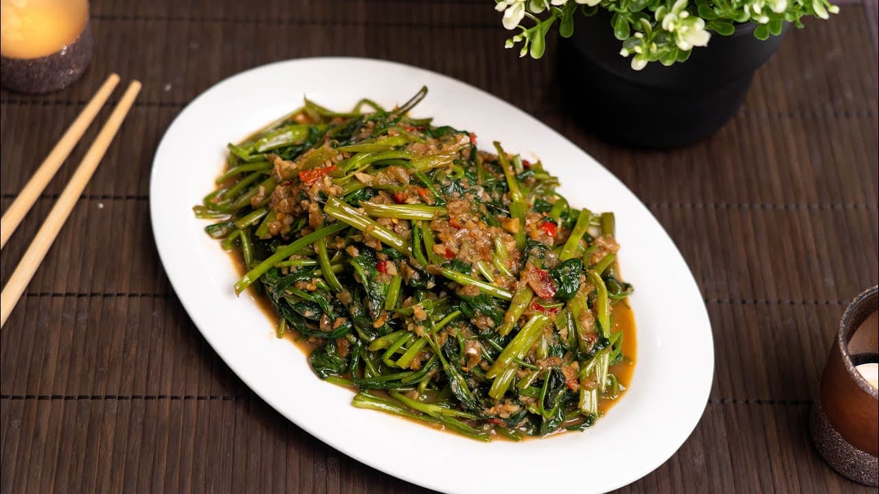 Malaysian Sambal Kangkong (Water Spinach)