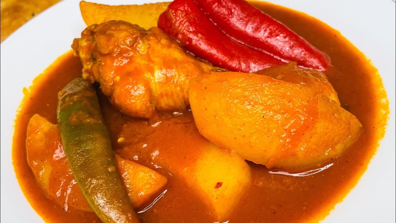 Marqa Bel Poulet (Chicken Stew)