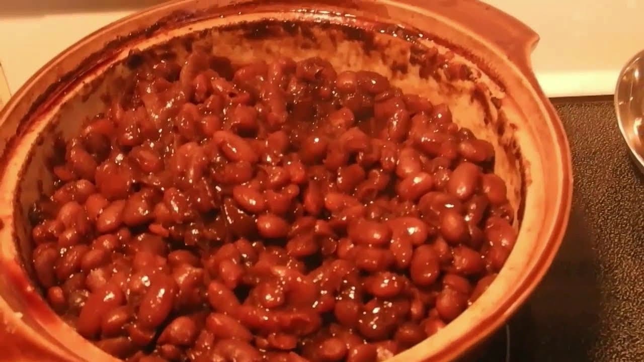 Molasses Baked Beans
