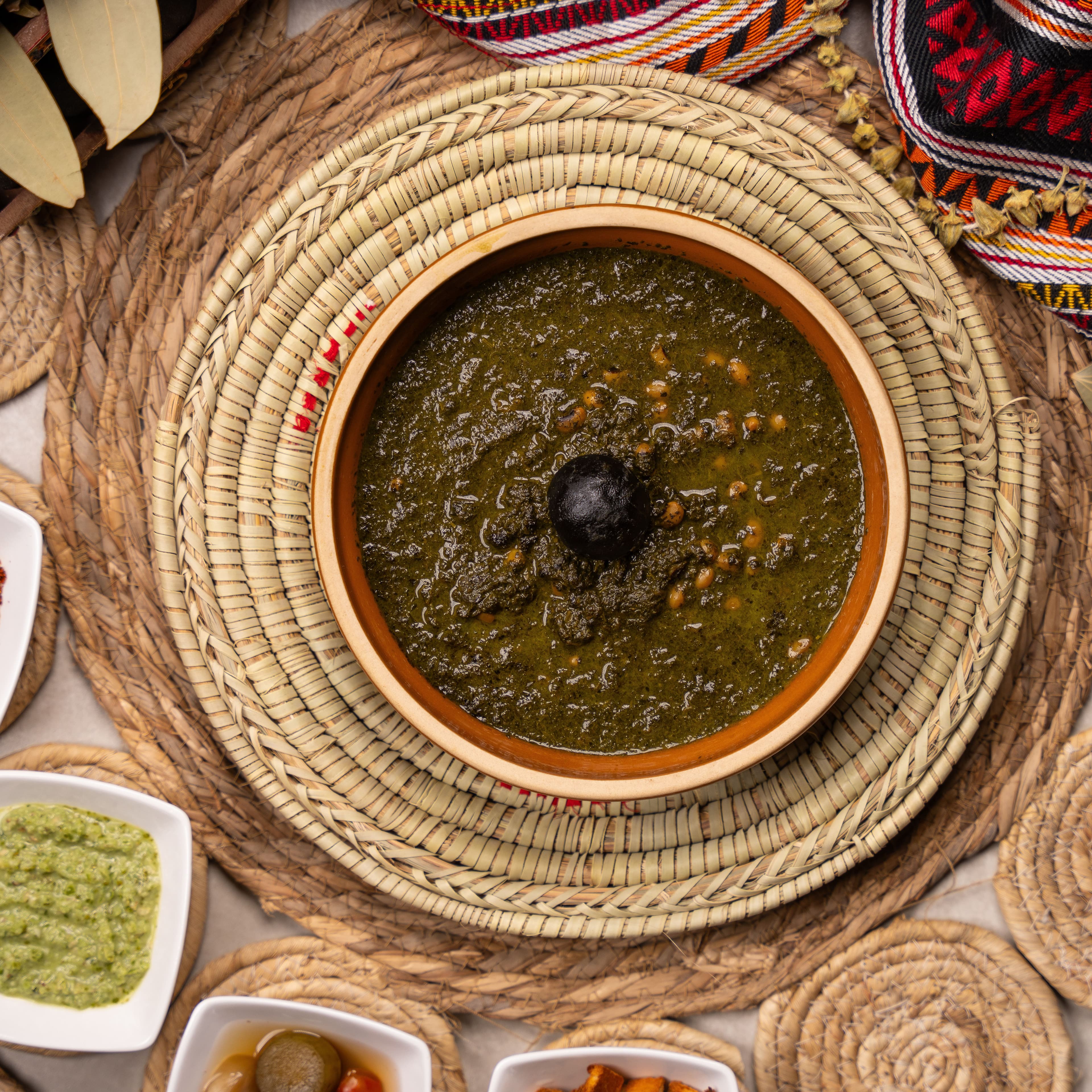 Molokhia bil Lahma (Jute Soup with Beef)