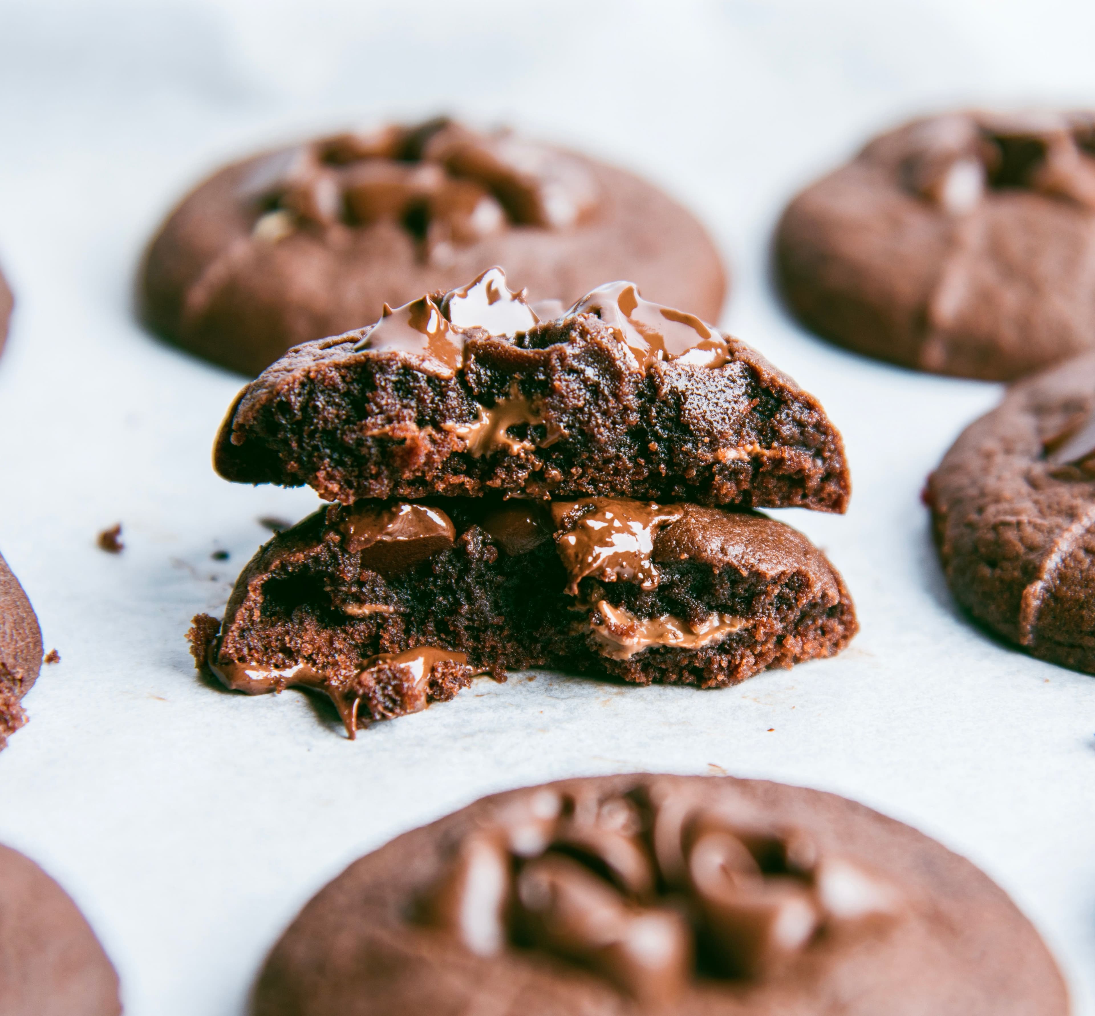 Nutella Stuffed Cookies