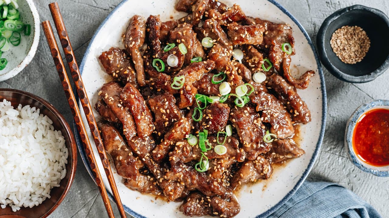Pan-Roasted Beef and Sesame Seeds