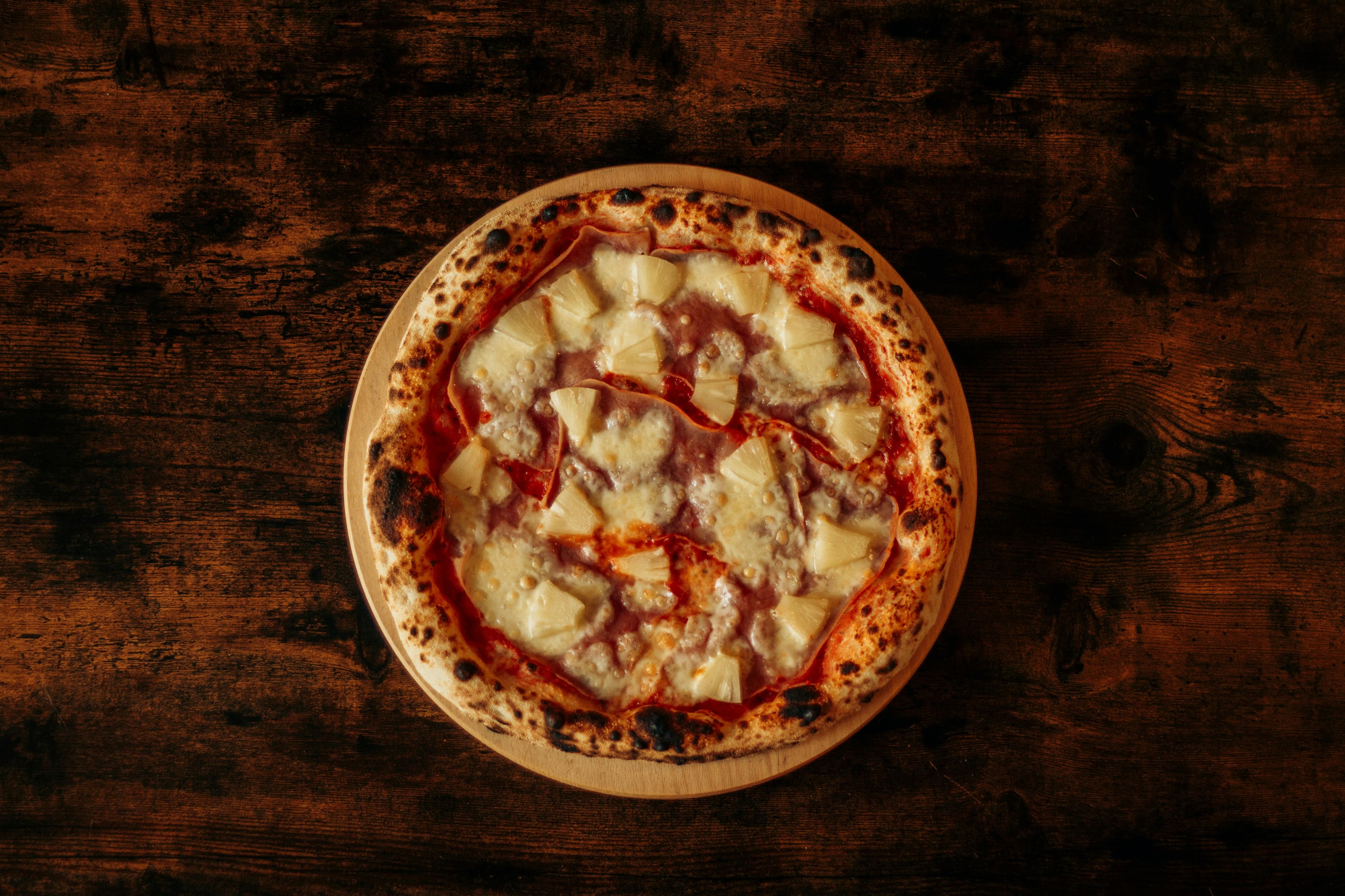 Pizza Hawaiian
