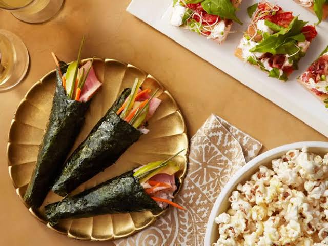 Rice-less Spicy Tuna Hand Rolls