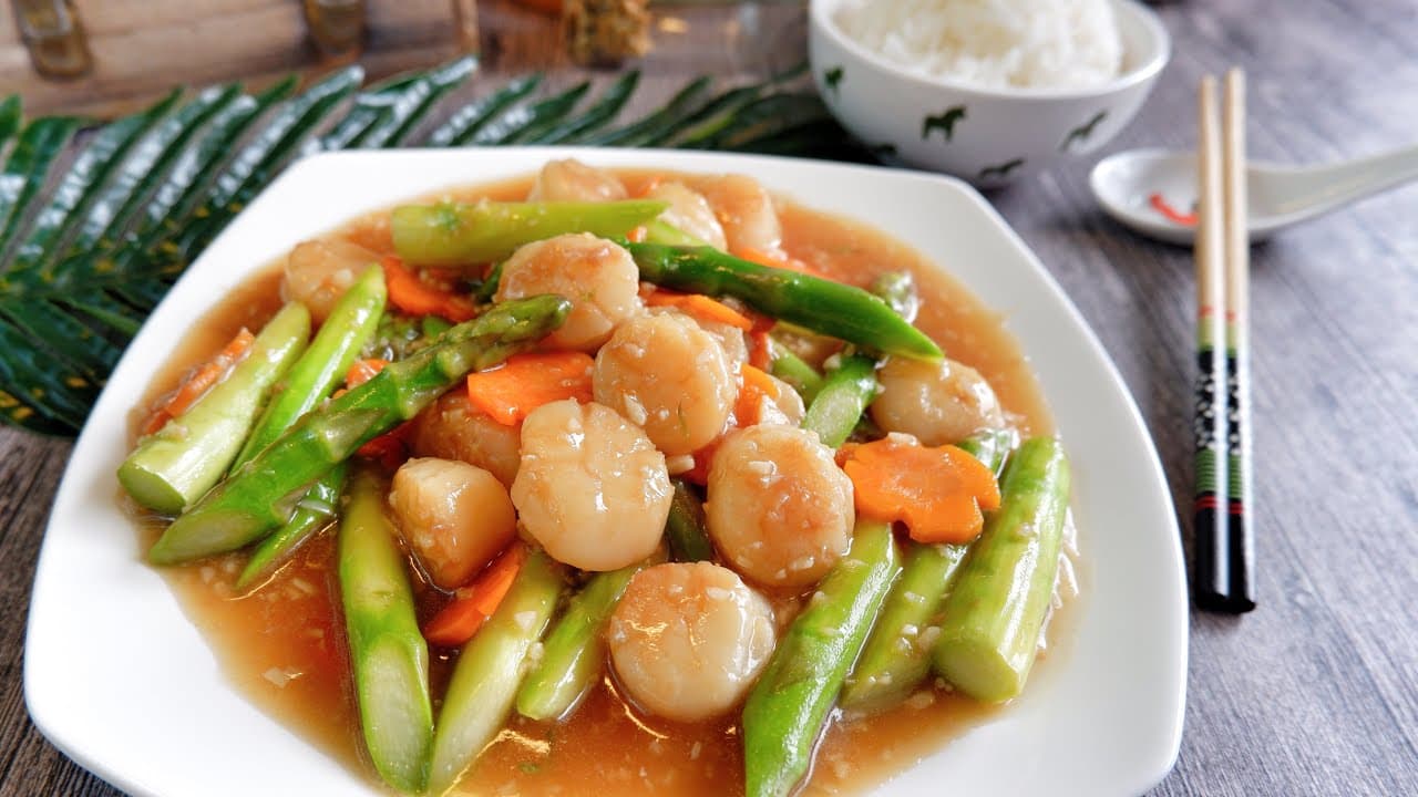 Soy Ginger Scallops with Vegetables