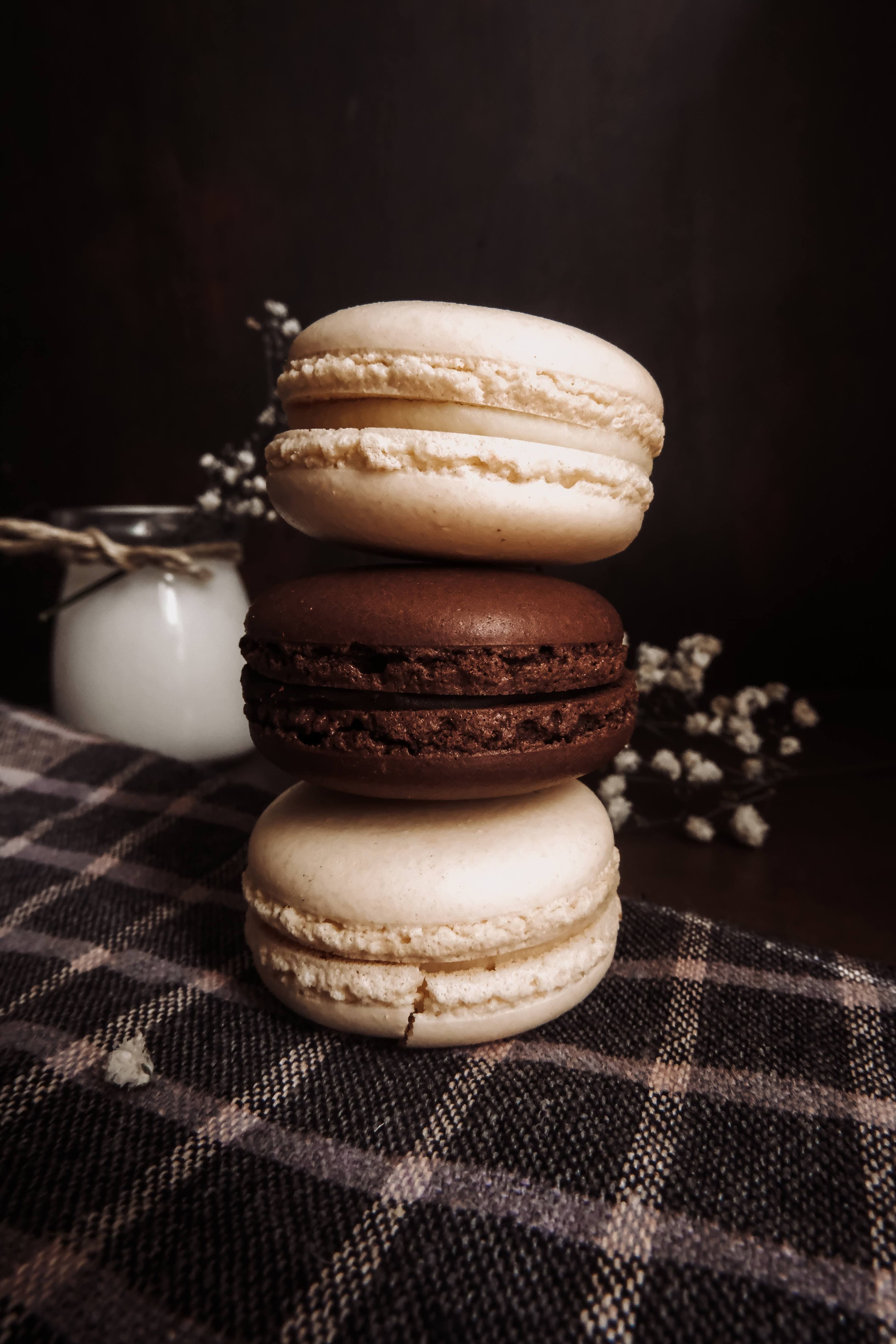 Tiramisu Macaron