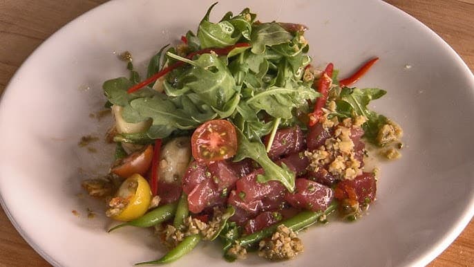 Tuna Nicoise Bowl