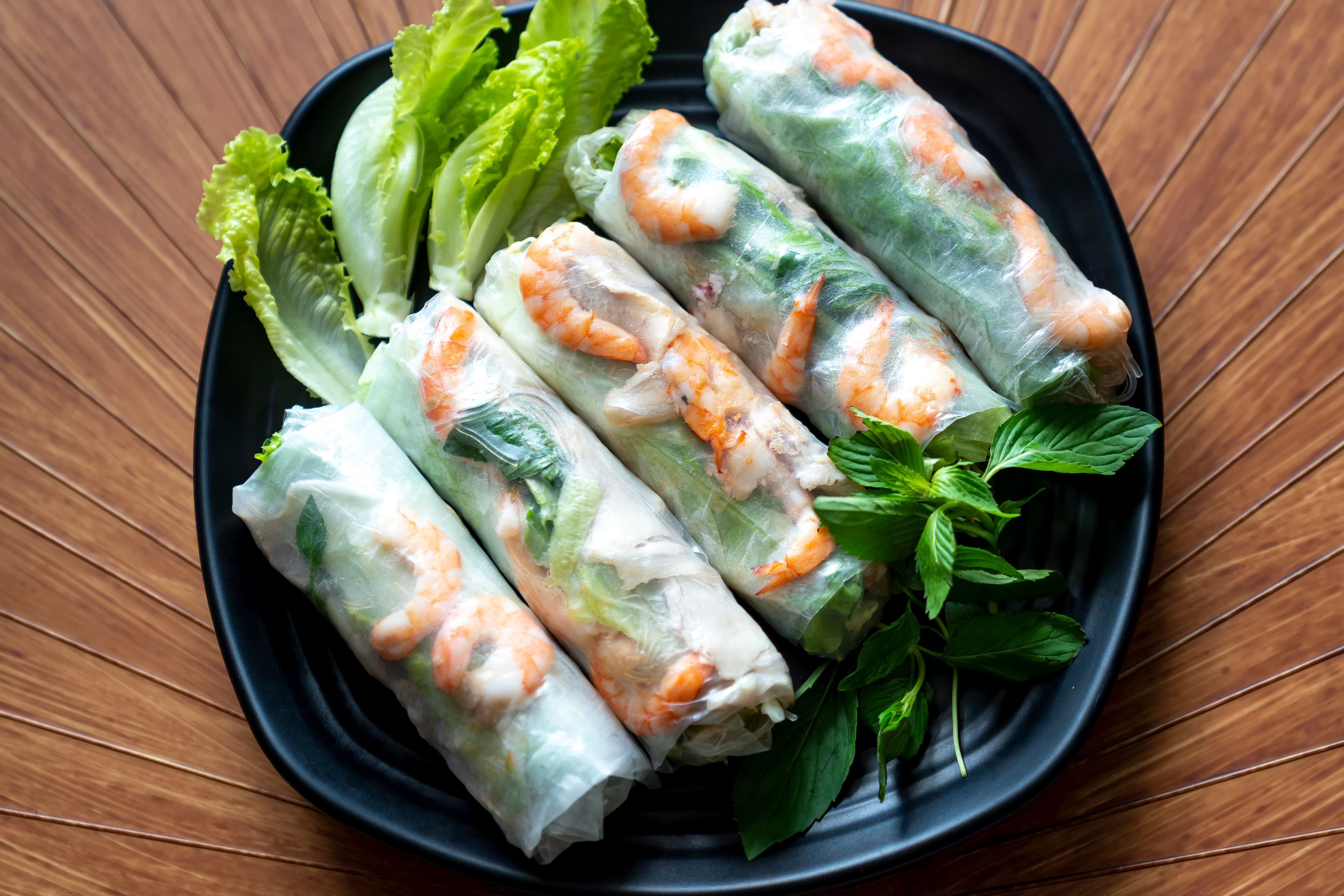 Vietnamese prawn spiralized rolls
