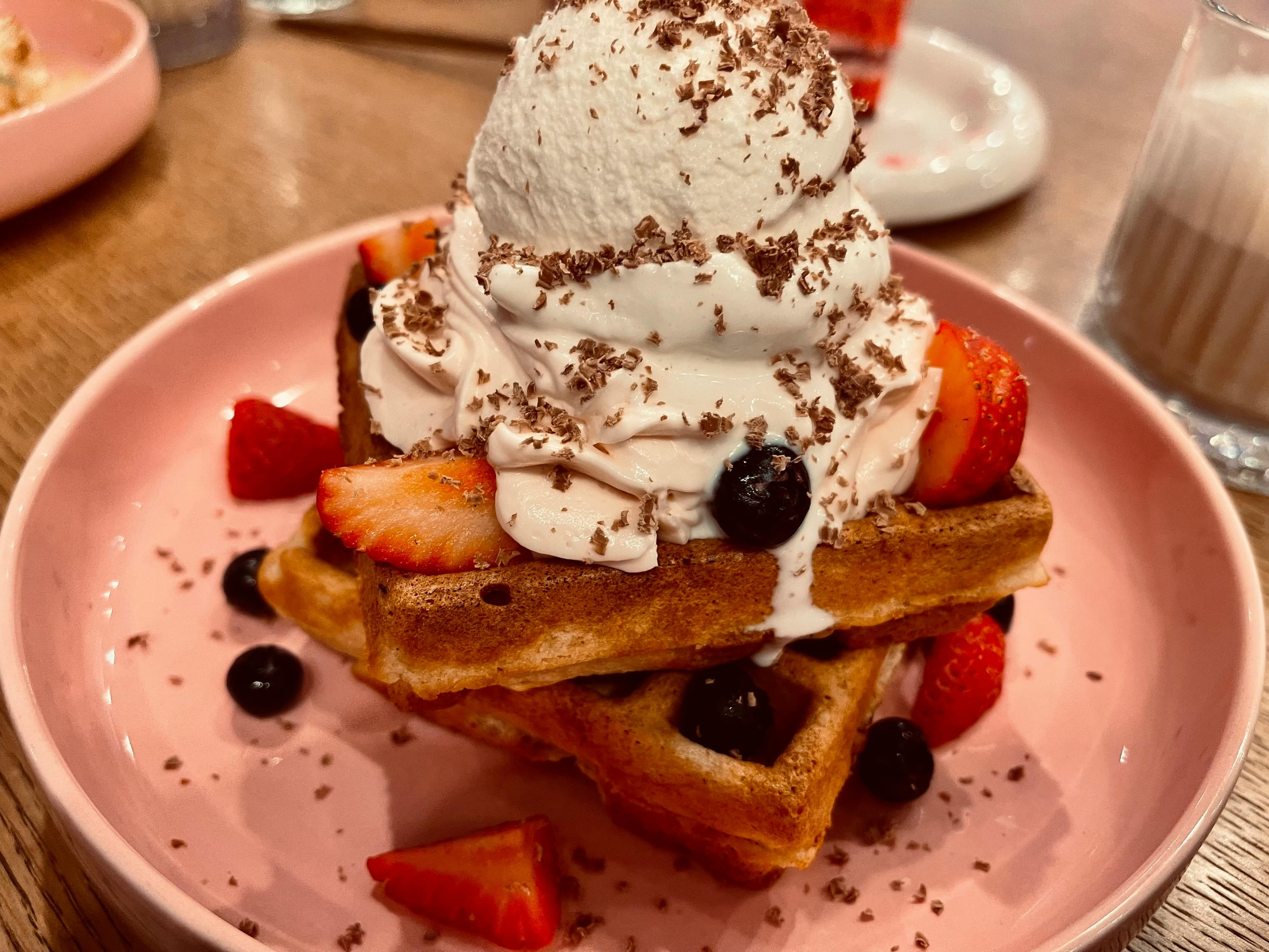 Waffles con Gelato
