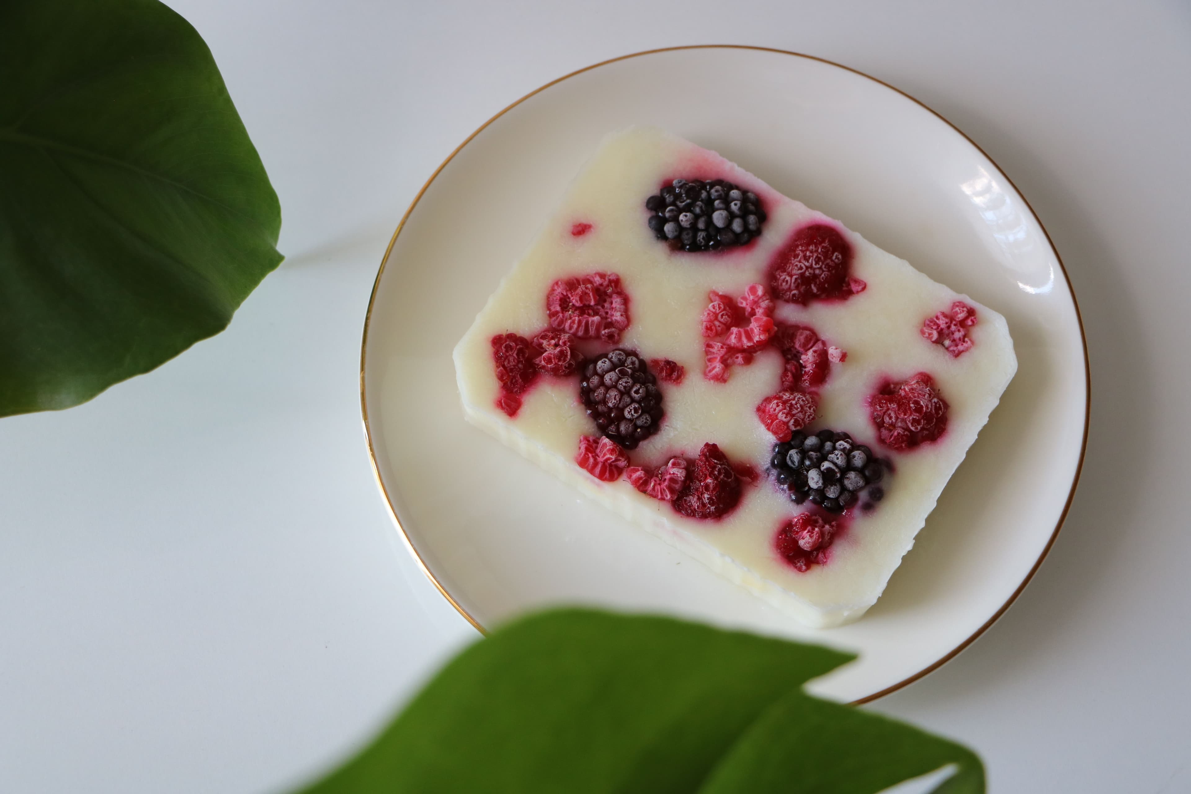 Yogurt Bark (Frozen)