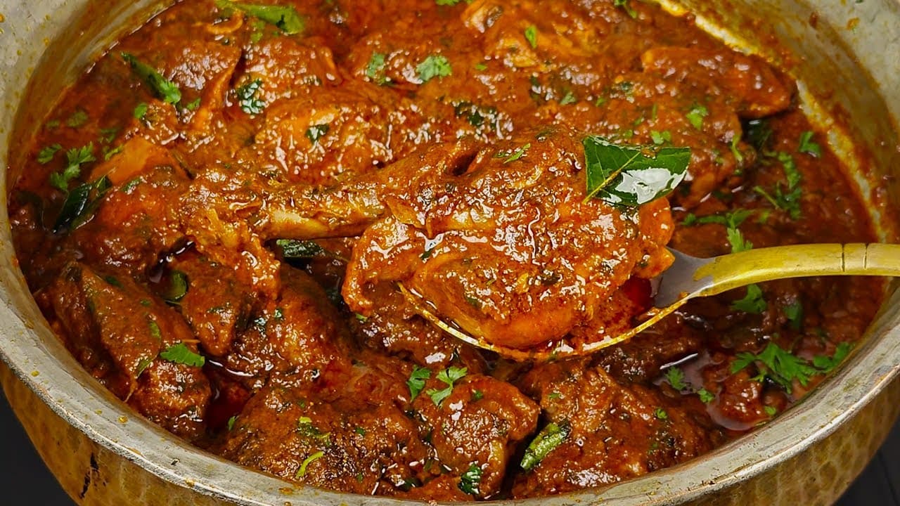 Hyderabadi Chicken Curry