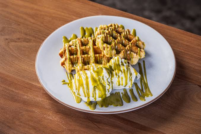 Pistachio Cream Waffle